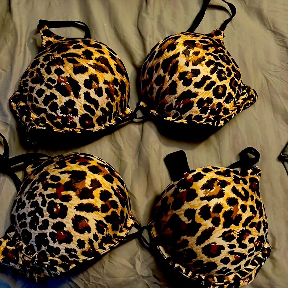 Victorias secret miraculous plunge. Two identical bras. Gently used.